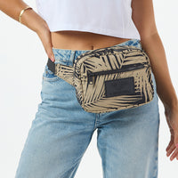 ALOHA COLLECTION KEEP IT LIGHT HIP PACK / ARECA / FRAPPE/BLACK