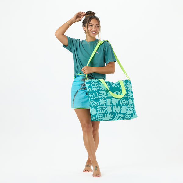 ALOHA COLLECTION CARRY-ON COOLER TOTE / SUMMER CLUB / BEACH GLASS/VERDANT