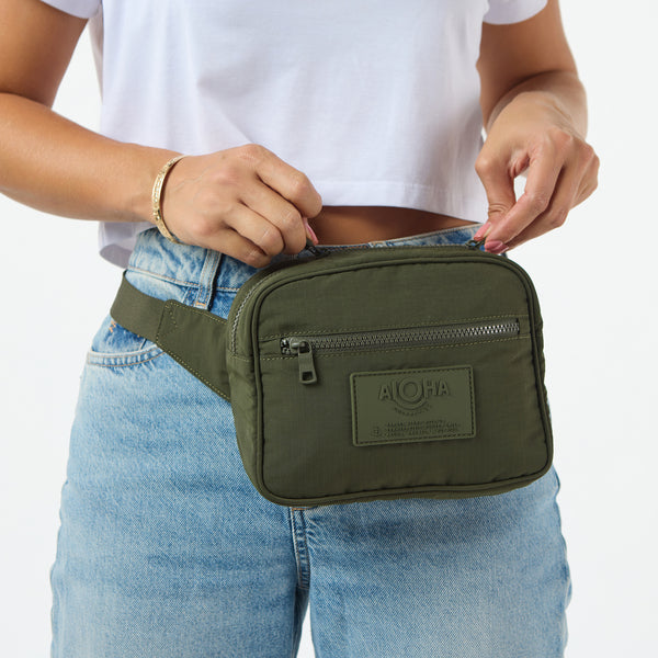 ALOHA COLLECTION KEEP IT LIGHT HIP PACK / MONOCHROME / OLIVE
