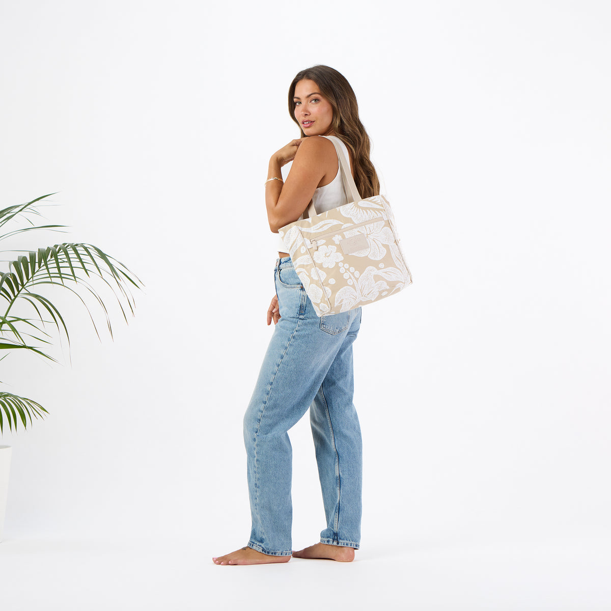ALOHA COLLECTION GO-TO TOTE / BREEZY / LATTE