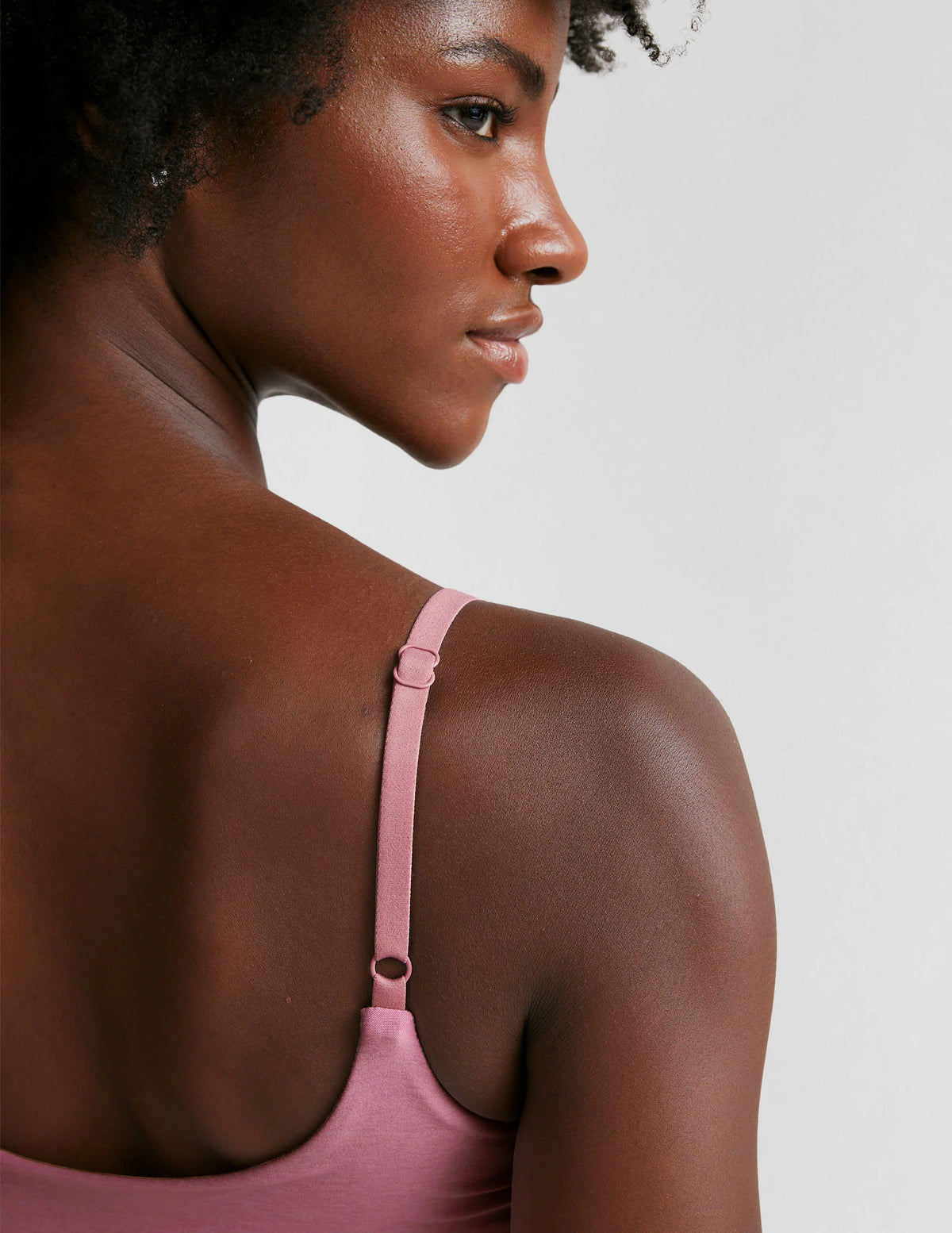 BEYOND YOGA SPACEDYE RAISE THE BARRE SHIRRED BRA - PINK HAZE HEATHER SD8330