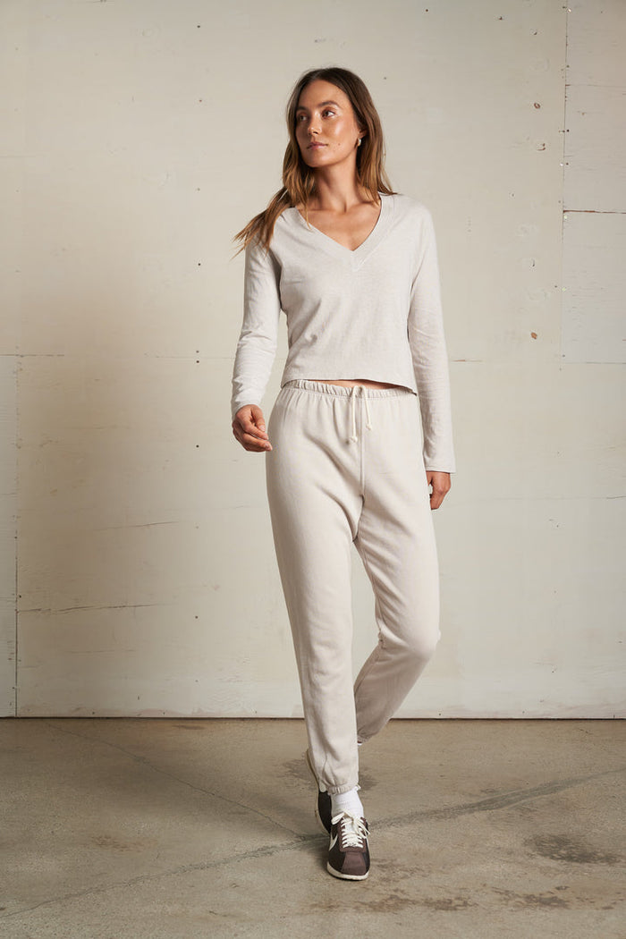 PERFECT WHITE TEE FIONA LONG SLEEVE V NECK TEE - SILVER T125
