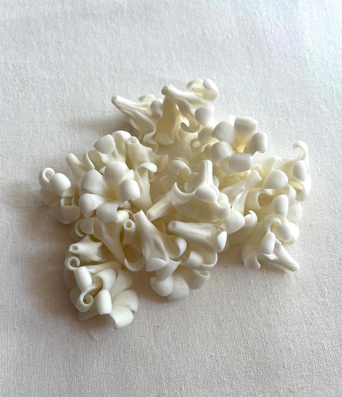 WORK IT OUT PUAKENIKENI CHARM - WHITE