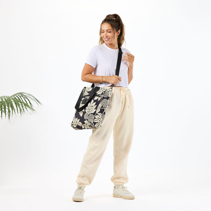 ALOHA COLLECTION DAILY TOTE / HOLOMUA / SAND BLACK