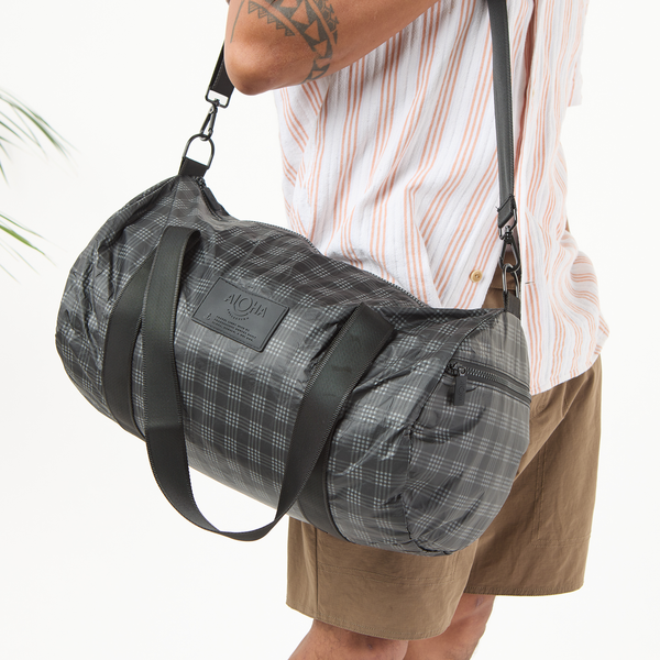 ALOHA COLLECTION  DUFFLE / PALAKA / CHARCOAL BLACK