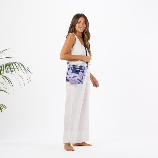 ALOHA COLLECTION CROSSBODY / PURAU / LILAC NAVY