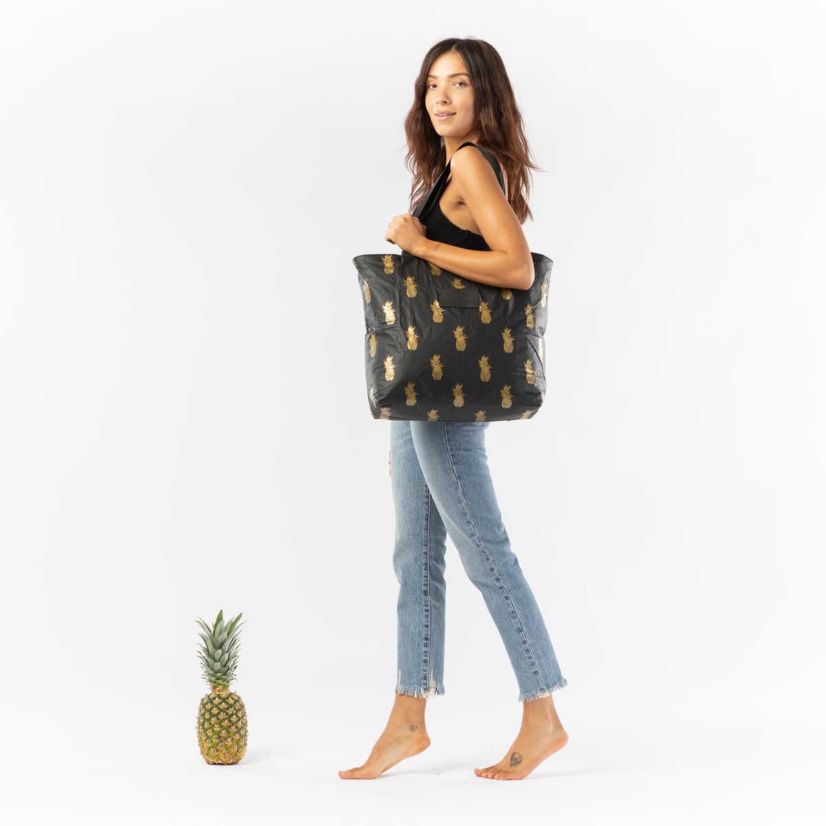 ALOHA COLLECTION DAY TRIPPER /  PINEAPPLE ROYALE / GOLD/BLACK