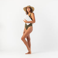 ALOHA COLLECTION MID / CHARTER - OLIVE/WHITE