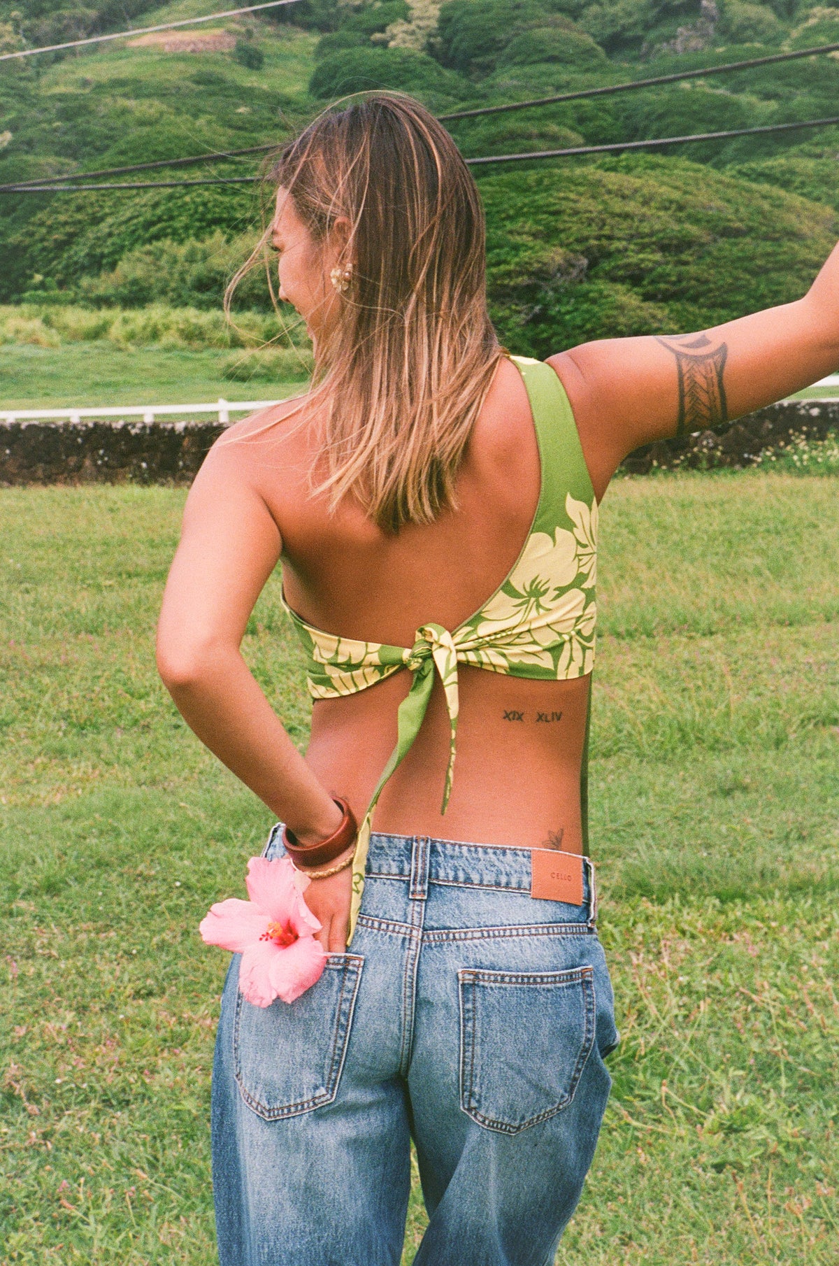 HUNNEH GIRL TANK Waiahole Poi Factory Country Store × Work It Out