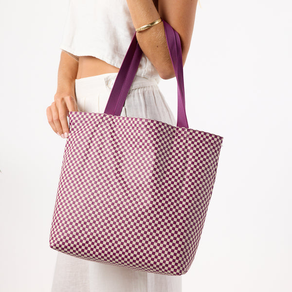 ALOHA COLLECTION REVERSIBLE TOTE / LATTICE / SANDSTONE PLUM