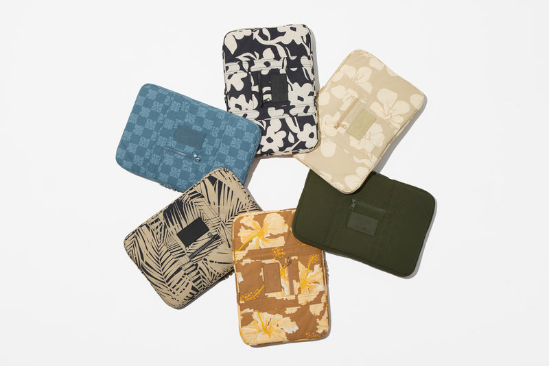Aloha Collection ノートPCケース Monochrome Laptop Case in Olive | ALOHA Collection