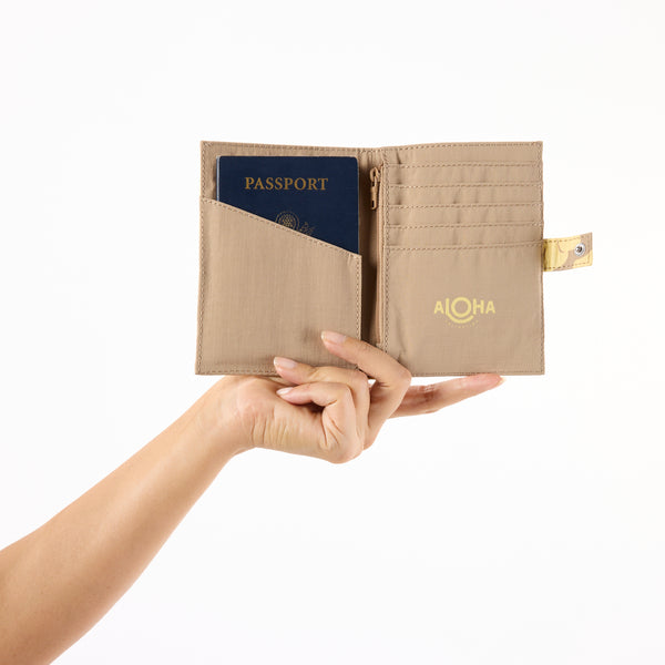 ALOHA COLLECTION PASSPORT HOLDER / PUAKENIKENI BUDS / AFFOGATO
