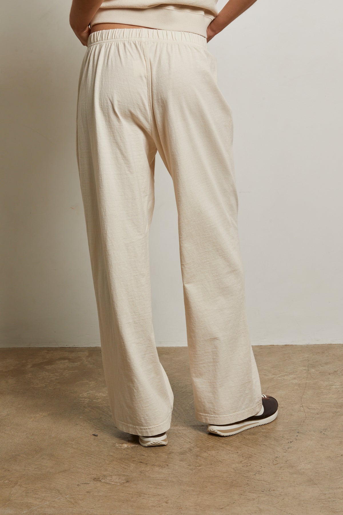PERFECT WHITE TEE ADELE SUPIMA COTTON PANTS - SUGAR