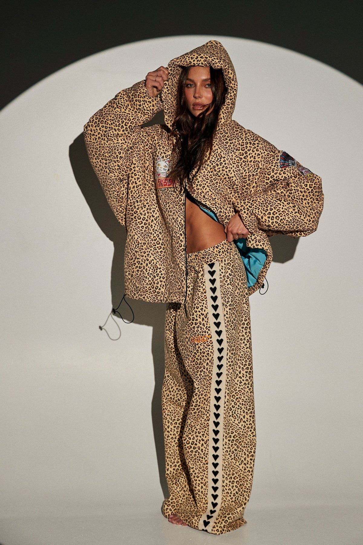 SABBI RAVING HEARTS DRILL PANTS - LEOPARD
