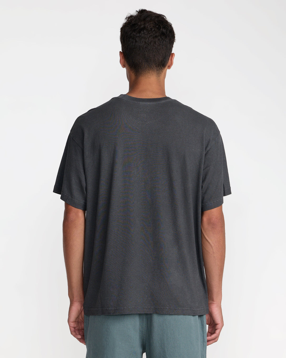 RVCA VACANY POCKET TEE - PIRATE BLACK