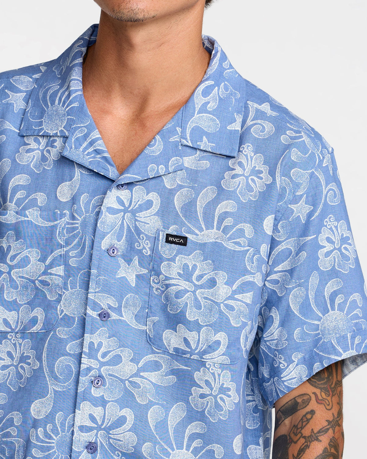 RVCA ALVAREZ ALOHA SHORT SLEEVE - LBL