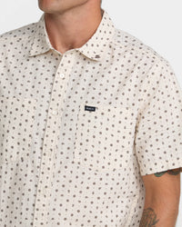 RVCA BREEZY SHORT SLEEVE SHIRT - CER
