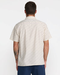 RVCA BREEZY SHORT SLEEVE SHIRT - CER