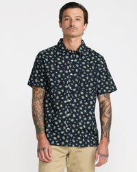 RVCA BREEZY SHORT SLEEVE SHIRT - CER