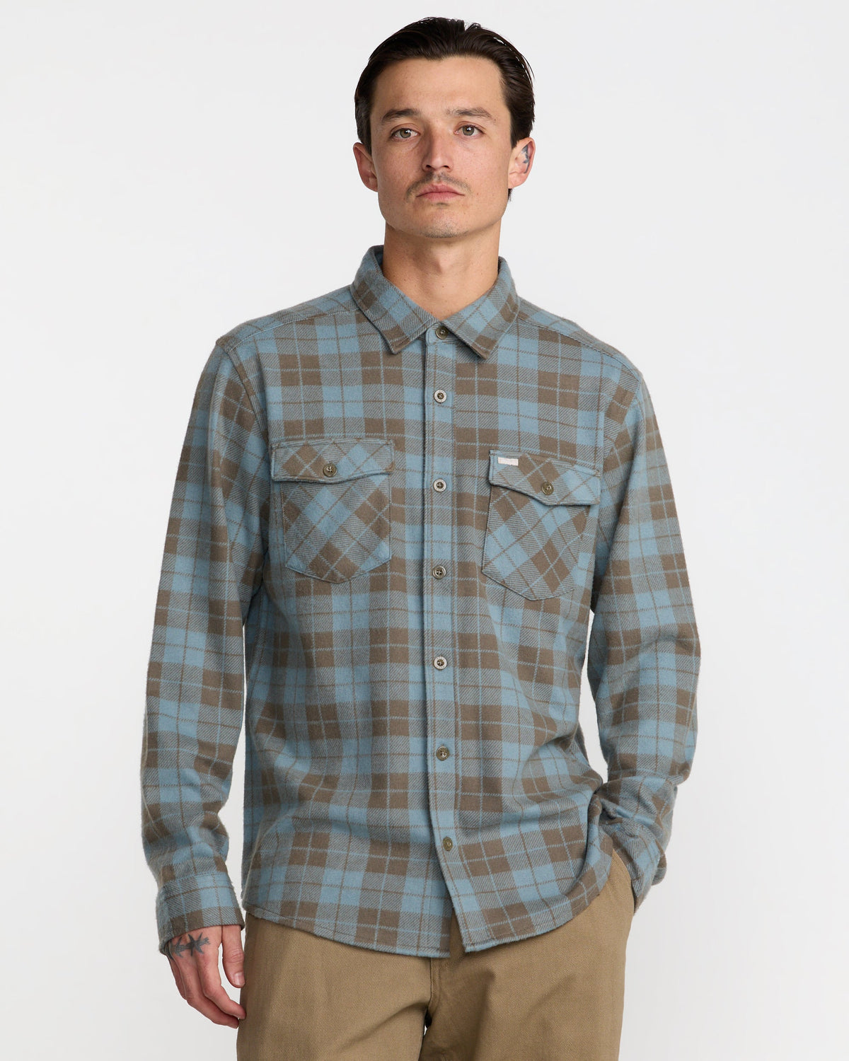 RVCA VACANCY FLANNEL LONG SLEEVE TOP - LED