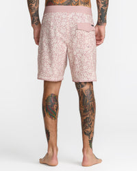 RVCA NORTHERN 18" TRUNKS - PAL