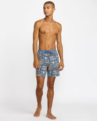 RVCA HAWAII SUNSET TRUNK 17" - DDN