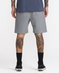 RVCA BROPHY HYBRID 18" SHORT - SMK