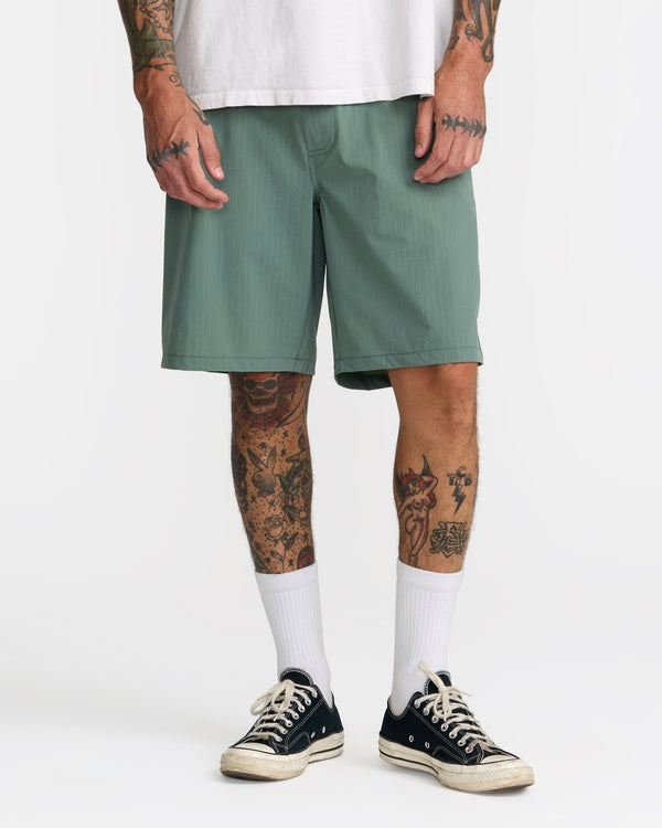 RVCA VACANCY GHOST STRIPE 19" SHORTS - JDE