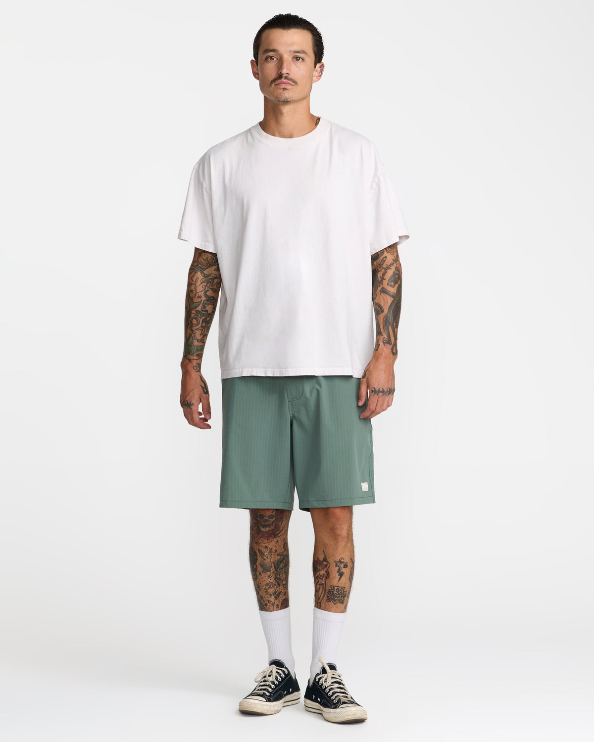 RVCA VACANCY GHOST STRIPE 19" SHORTS - JDE
