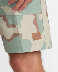 RVCA BROPHY HYRBID 18" SHORTS - KHC