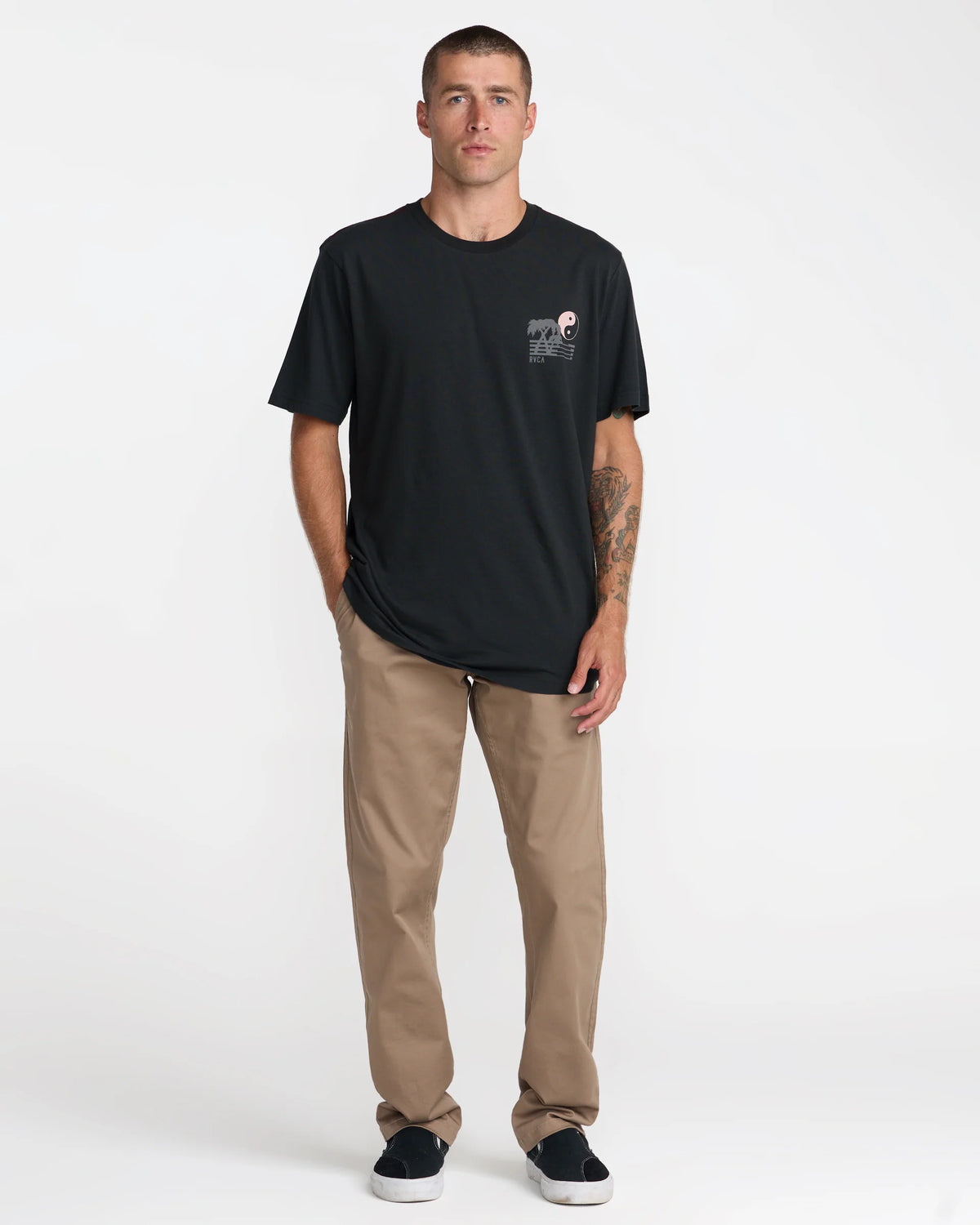 RVCA BALANCE HORIZON SHORT SLEEVE - BLACK