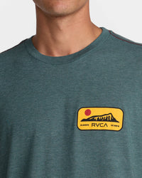RVCA ISLAND TIME SHORT SLEEVE - ABG