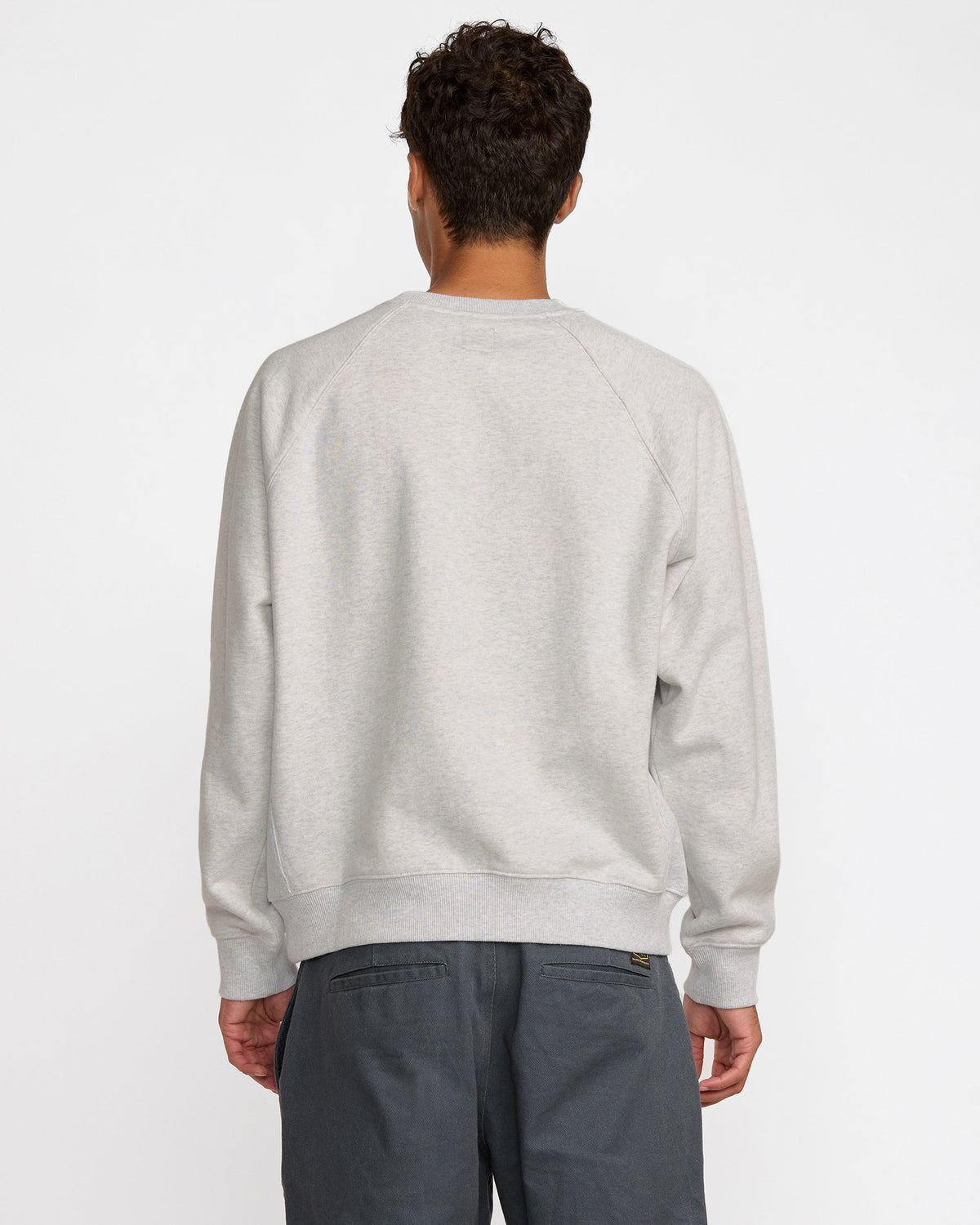 RVCA DAYSHIFT CREW 2 - AHR