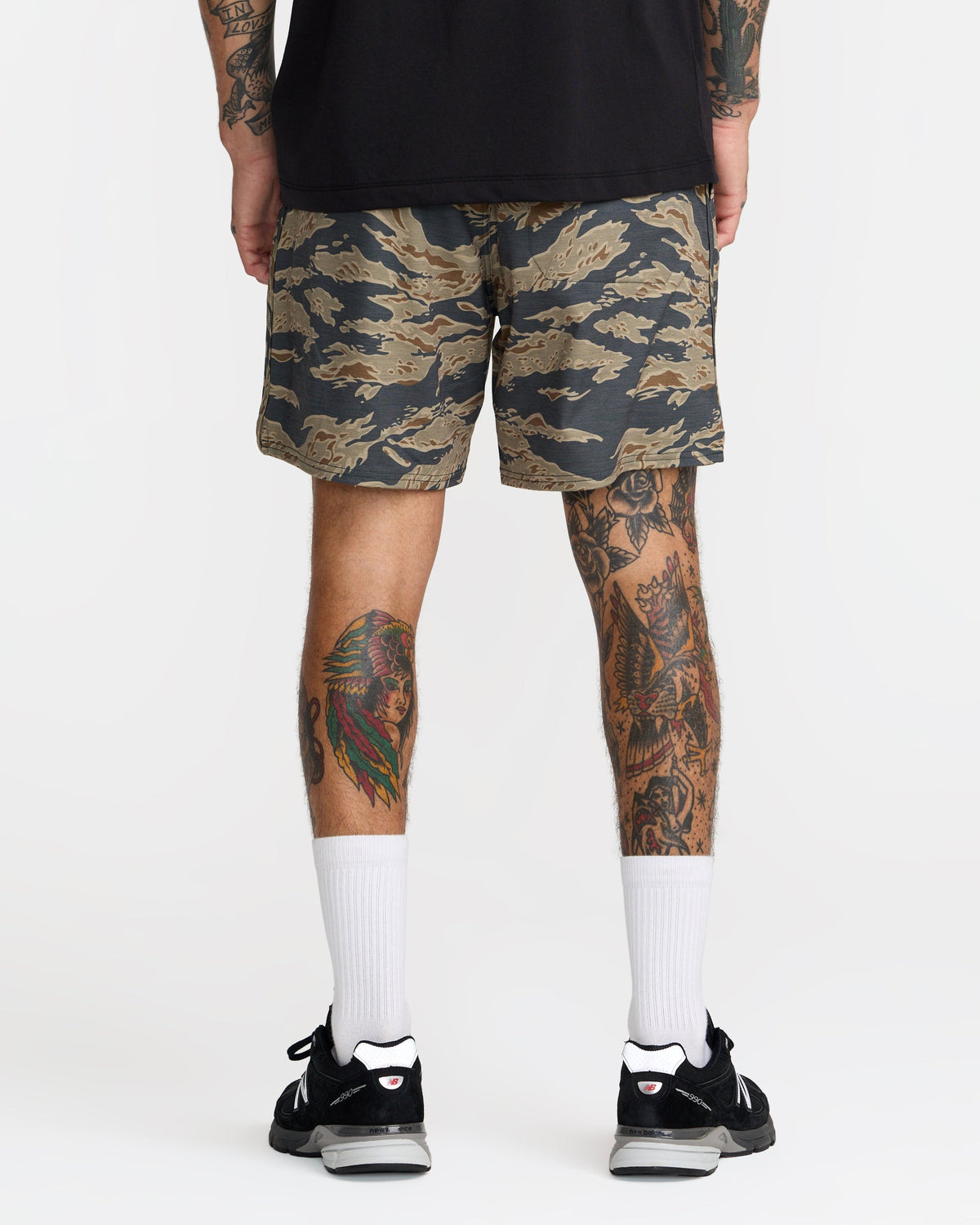 RVCA YOGGER RECOVER 17" SHORTS - TMV6