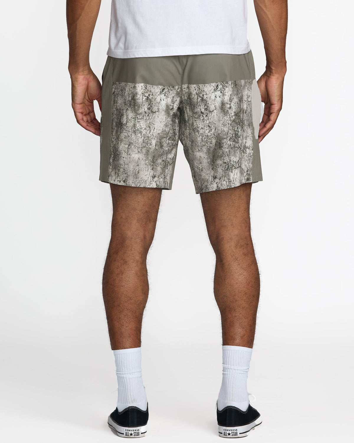 RVCA YOGGER PLUS 2 18" SHORT - SLE