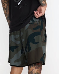 RVCA YOGGER STRETCH CONTRAST 17" SHORTS - GNR6