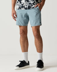 RVCA YOGGER STRETCH CONTRAST 17" SHORTS - LED