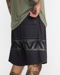 RVCA YOGGER STRECTH 17" - WZ88