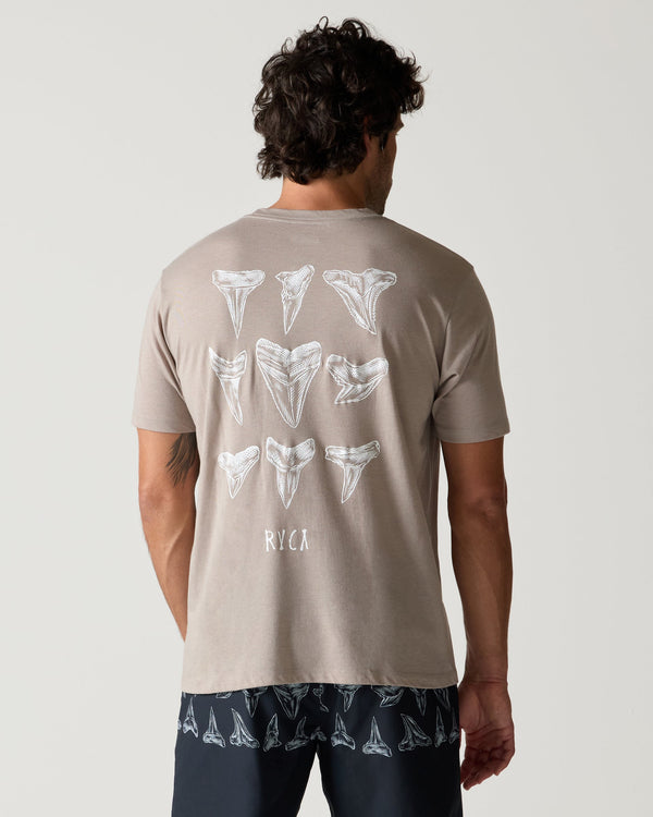 RVCA BEN HORTON HAWAII SHORT SLEEVE - BRS
