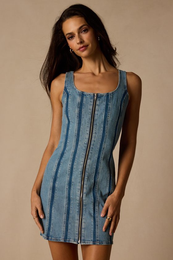 LEVIS SEAMED ZIP DRESS - SHADOW WORK 0001