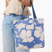 ALOHA COLLECTION REVERSIBLE TOTE / SALINA TINY STRIPE / NAVY