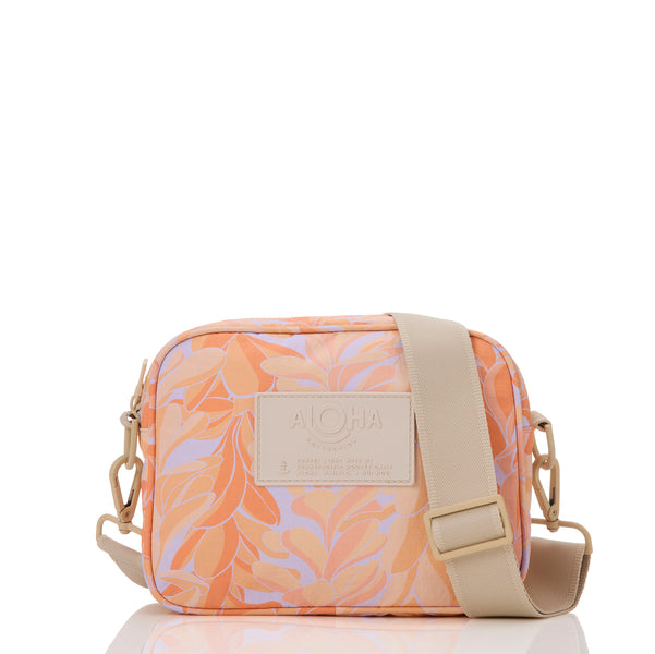 ALOHA COLLECTION LE TOUR / LEI STAND / PEACHY – Work It Out