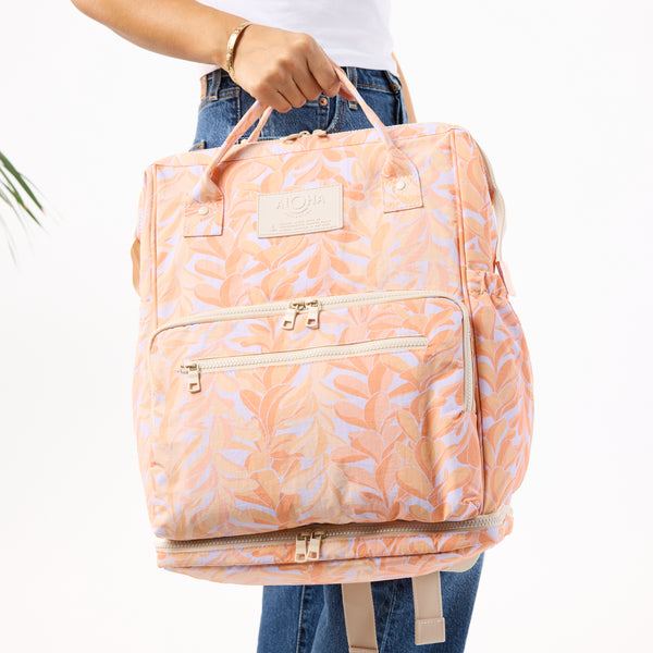 ALOHA COLLECTION LE BEBE / LEI STAND / PEACHY