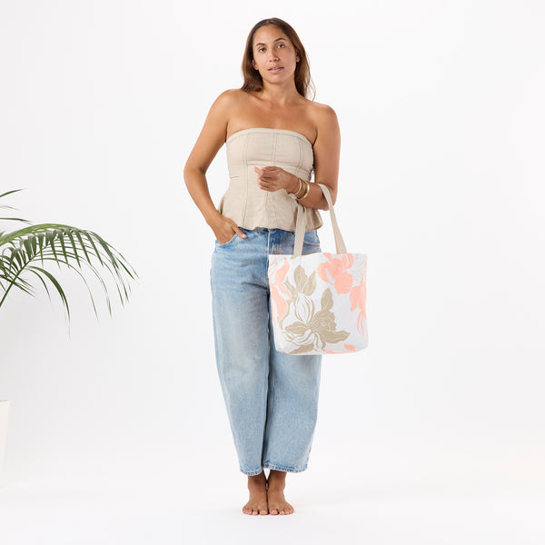 ALOHA COLLECTION REVERSIBLE TOTE / PLUMERIA LEI / PEACHY