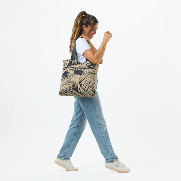 ALOHA COLLECTION DAILY TOTE / ARECA / FRAPPE/BLACK