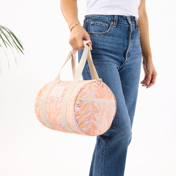 ALOHA COLLECTION STUBBY DUFFLE / LEI STAND / PEACHY
