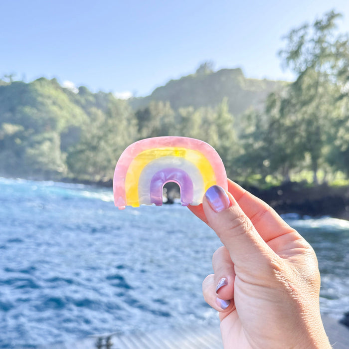 COOPMONSTERS ORIGINAL ANUENUE RAINBOW HAIR CLAW