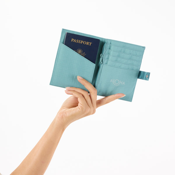 ALOHA COLLECTION PASSPORT HOLDER / PARTY WAVE / TIDE
