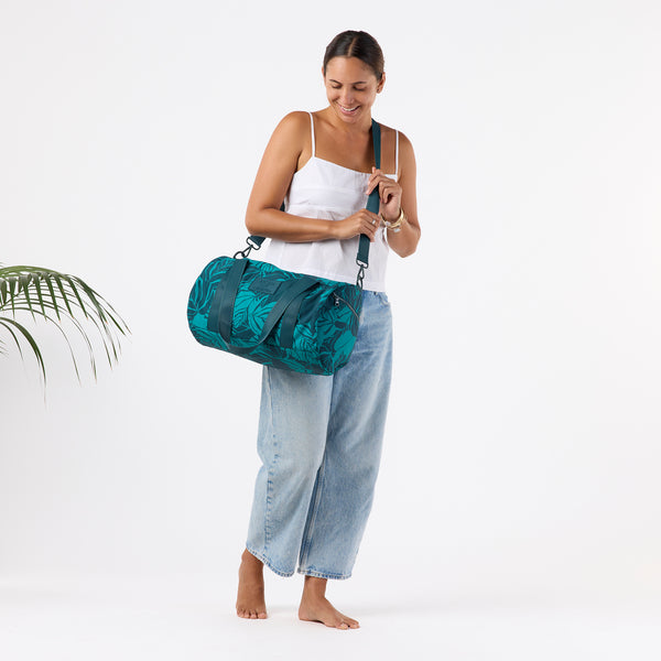 ALOHA COLLECTION SPORTY DUFFLE / HAUNANI / DARK TEAL