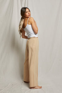 PERFECT WHITE TEE ADELE SUPIMA COTTON PANTS - SAND DUNE